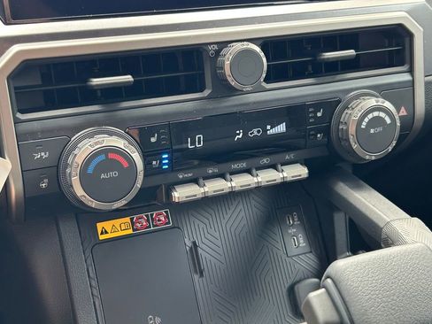 New 2026 Toyota 4Runner TRD Off-Road Premium AWD/4WD image 36
