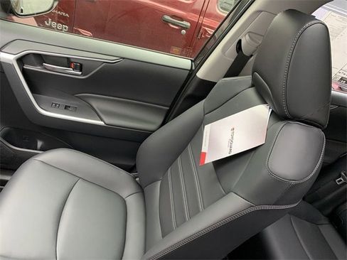 New 2025 Toyota RAV4 XLE Premium image 31