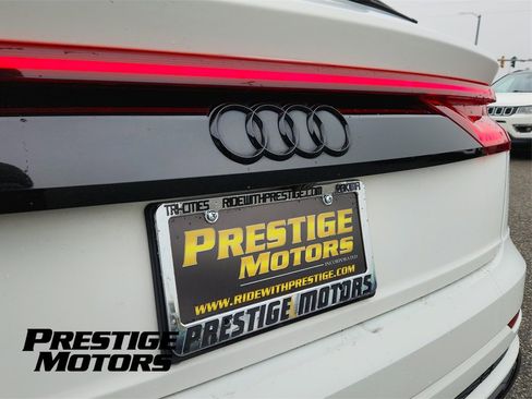 Used 2019 Audi Q8 Premium Plus image 12