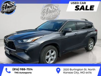 Used 2020 Toyota Highlander LE