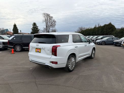 Used 2020 Hyundai Palisade Limited image 2