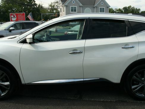 Used 2019 Nissan Murano Platinum AWD/4WD image 16