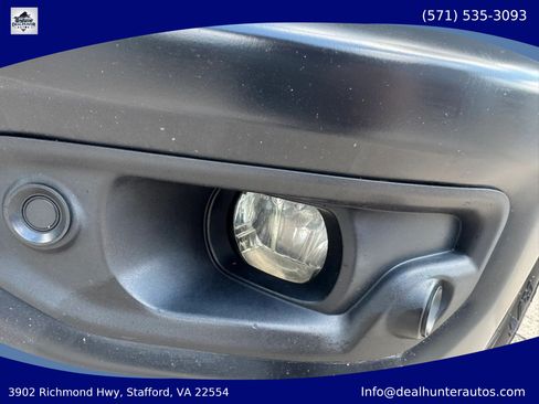 Used 2021 RAM 1500 Tradesman w/ Level 1 Safety Group AWD/4WD image 11