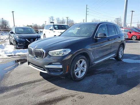 Used 2018 BMW X3 xDrive30i image 2