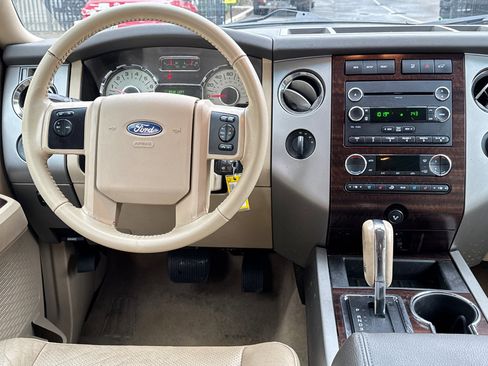 Used 2014 Ford Expedition EL XLT w/ Equipment Group 202A image 14