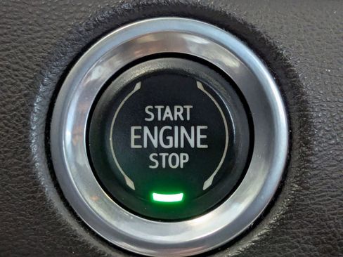 Used 2021 Cadillac Escalade Sport w/ Driver Assist Tech Package image 31