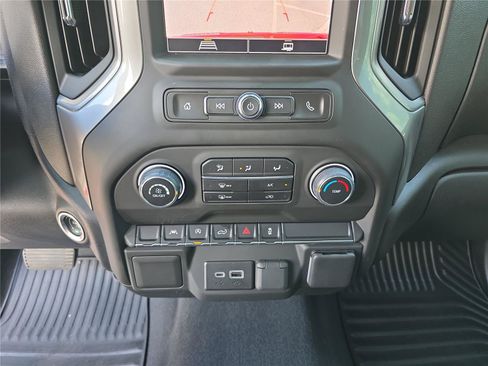 Used 2024 Chevrolet Silverado 1500 Custom w/ Rally Edition AWD/4WD image 27