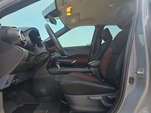 Used 2021 Nissan Kicks SR w/ Interior Electronics Package image 14