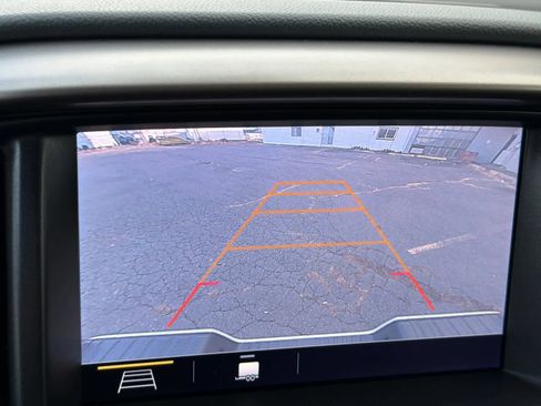 Used 2022 Chevrolet Colorado Z71 image 18