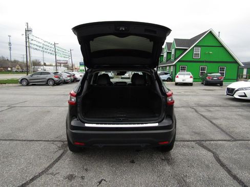 Used 2020 Nissan Rogue Sport SL w/ Premium Package image 7