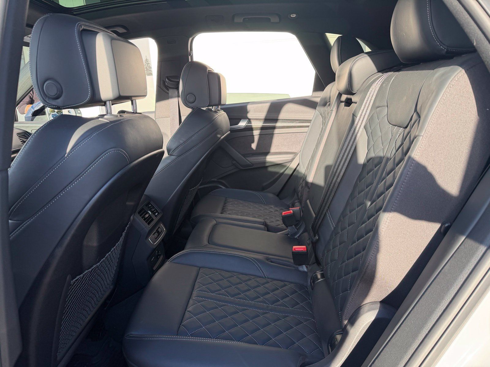 Used 2022 Audi SQ5 Premium Plus AWD/4WD image 18