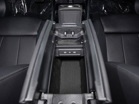 New 2026 Mercedes-Benz GLB 250 4MATIC image 20