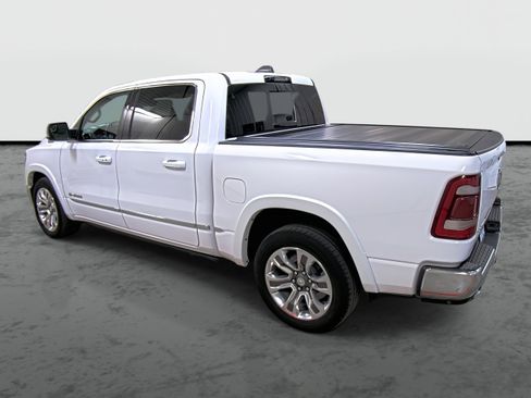 Used 2023 RAM 1500 Limited AWD/4WD image 2