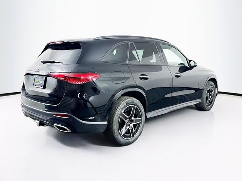 Used 2024 Mercedes-Benz GLC 300 4MATIC w/ AMG Line image 9
