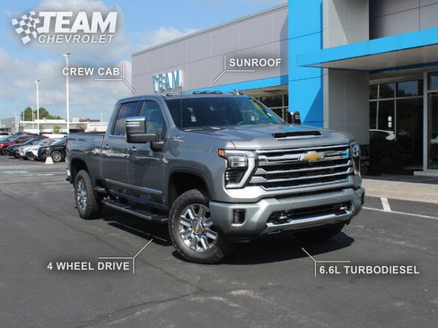 New 2026 Chevrolet Silverado 2500 High Country w/ Technology Package AWD/4WD image 2