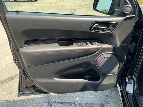 Used 2025 Dodge Durango GT AWD/4WD image 30