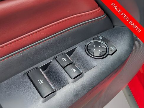 Used 2025 Ford Mustang GT Premium image 14