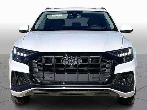 Used 2020 Audi Q8 Prestige w/ Prestige Package image 3