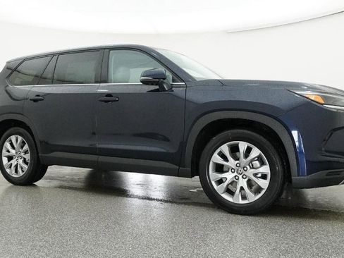New 2026 Toyota Grand Highlander Limited image 44