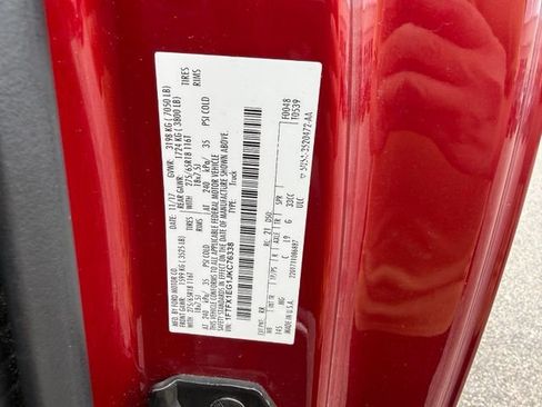 Used 2018 Ford F150 XLT w/ Equipment Group 302A Luxury AWD/4WD image 8