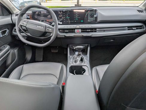 New 2026 Kia K4 EX FWD image 12