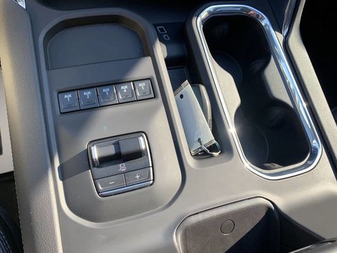 Used 2025 GMC Sierra 2500 Denali w/ Denali Reserve Package image 21