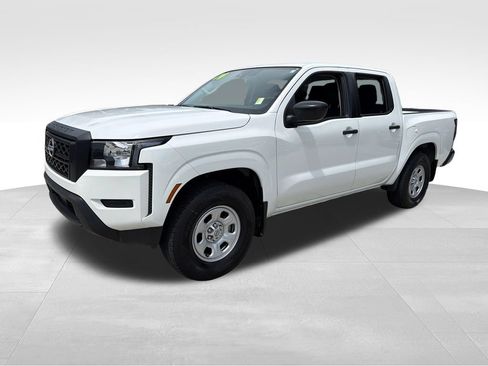 Used 2024 Nissan Frontier S w/ Technology Package RWD image 3