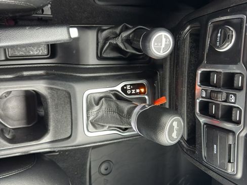 Used 2021 Jeep Wrangler Unlimited Sport image 14