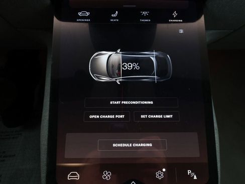 Used 2023 Lucid Air Touring image 19