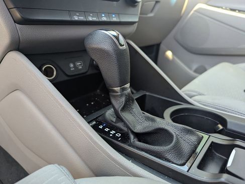 Used 2019 Hyundai Tucson SE AWD/4WD image 14