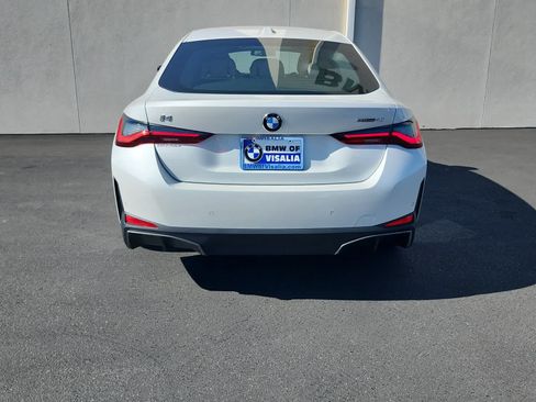 New 2026 BMW i4 eDrive40 w/ Premium Package RWD image 6