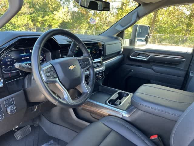 Used 2025 Chevrolet Silverado 3500 LT w/ All Star Edition AWD/4WD image 11