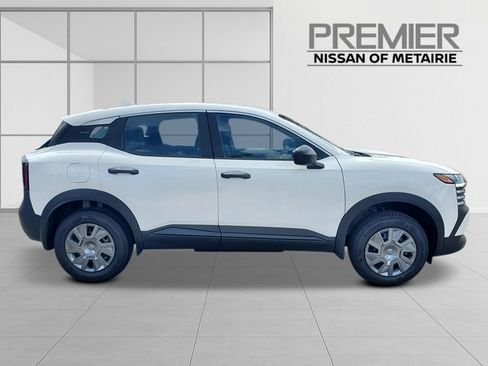 New 2026 Nissan Kicks S image 7