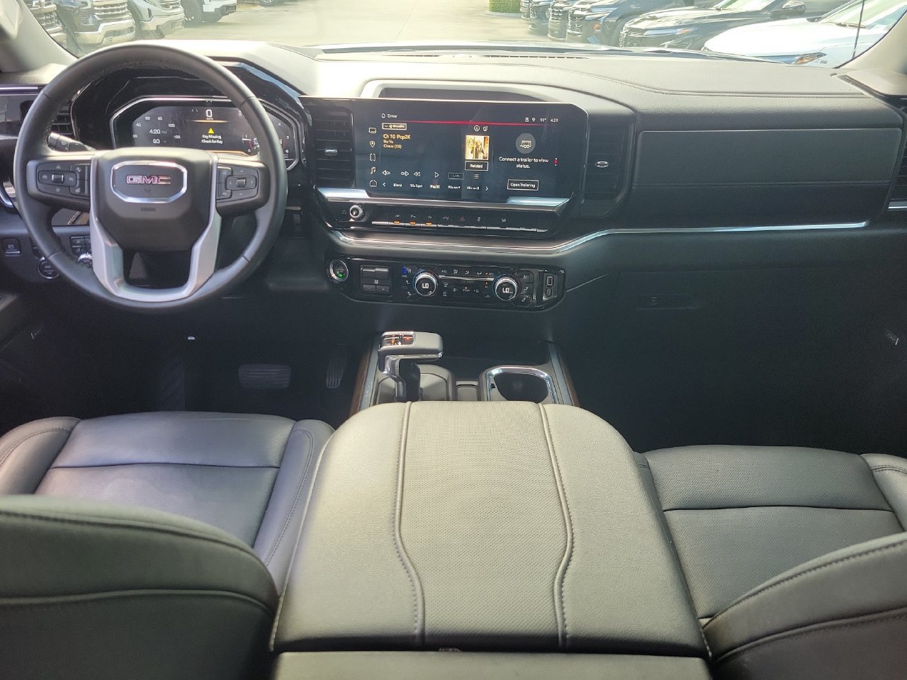 Used 2023 GMC Sierra 1500 SLT w/ SLT Premium Package AWD/4WD image 12