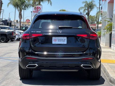 Used 2025 Mercedes-Benz GLC 300 image 6