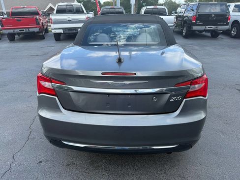 Used 2013 Chrysler 200 Touring image 5