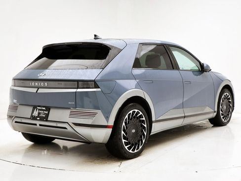 Used 2023 Hyundai Ioniq 5 Limited w/ Cargo Package image 9