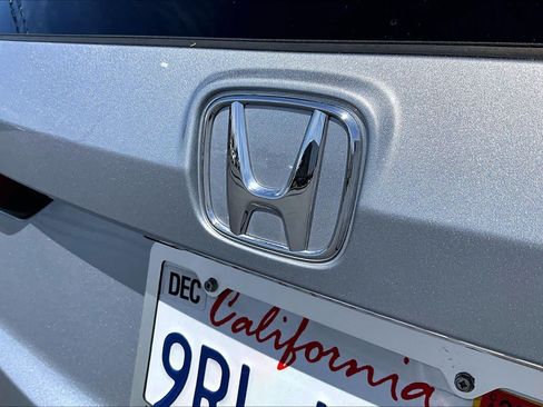 Used 2025 Honda CR-V Sport-L image 30