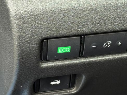 Used 2023 Nissan Sentra SV image 24