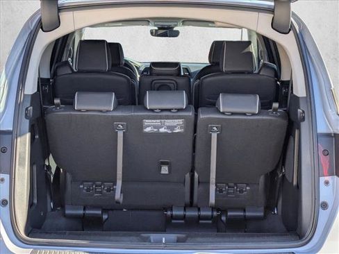 Used 2023 Honda Odyssey Elite image 6