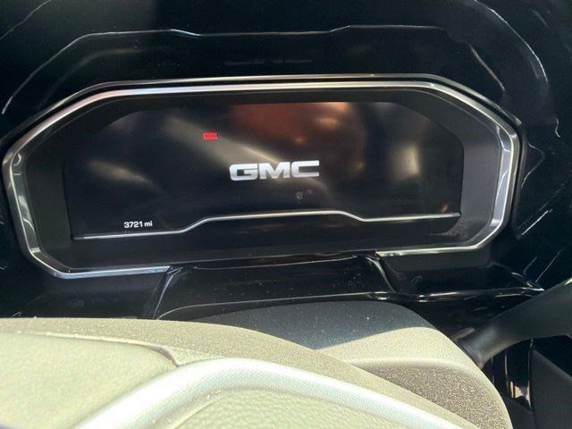 Used 2025 GMC Sierra 3500 SLT w/ SLT Convenience Package AWD/4WD image 13