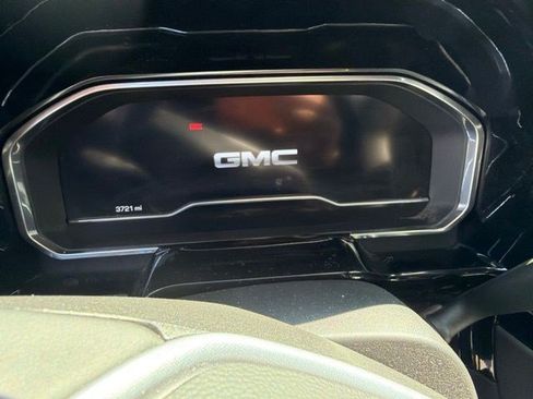 Used 2025 GMC Sierra 3500 SLT w/ SLT Convenience Package AWD/4WD image 13