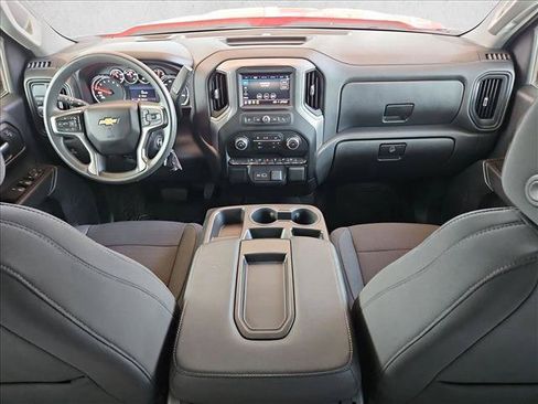 Used 2022 Chevrolet Silverado 1500 Custom w/ Safety Confidence Package RWD image 17