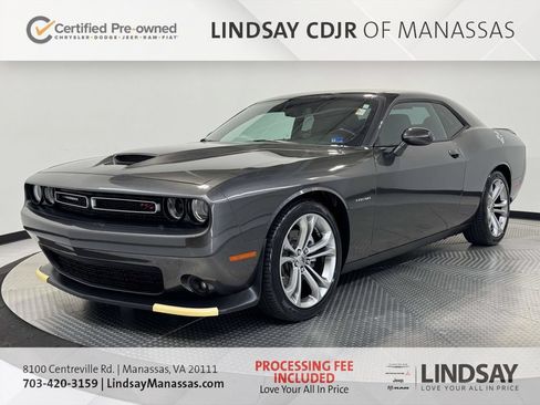 Used 2022 Dodge Challenger R/T RWD image 5