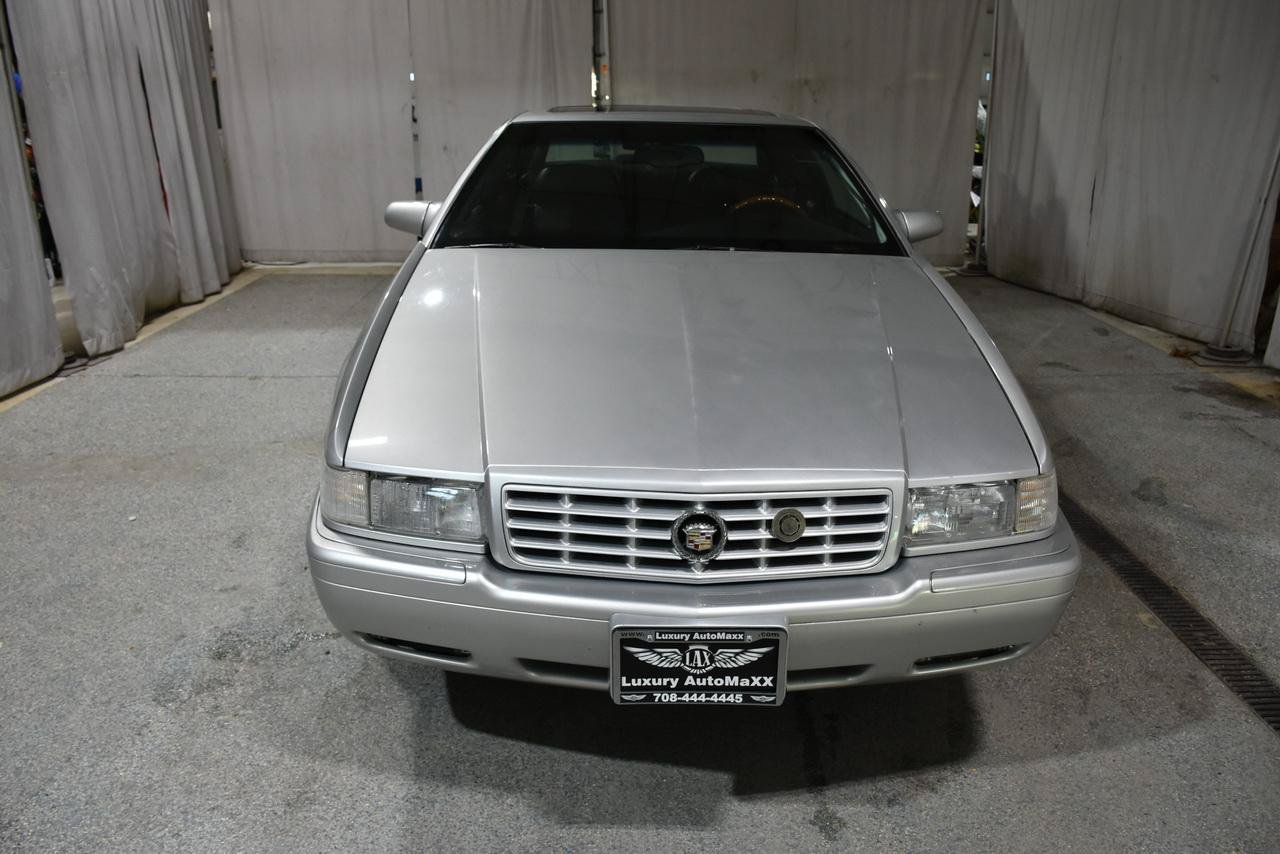 Used 2001 Cadillac Eldorado Touring FWD image 10