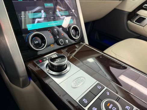 Used 2019 Land Rover Range Rover Supercharged AWD/4WD image 55