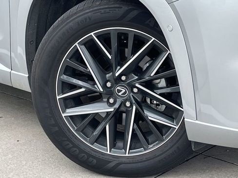 Used 2025 Lexus TX 350 AWD w/ Technology Package image 9