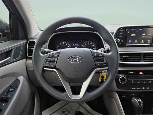 Used 2021 Hyundai Tucson SE FWD image 16