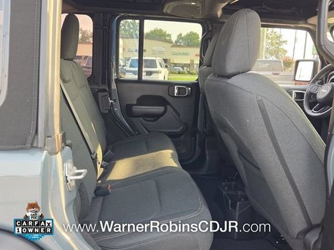 Used 2024 Jeep Wrangler Unlimited Sport AWD/4WD image 15