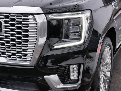 Used 2023 GMC Yukon Denali image 16